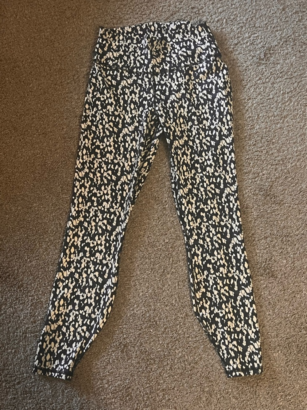 Black and White Printed Leggings